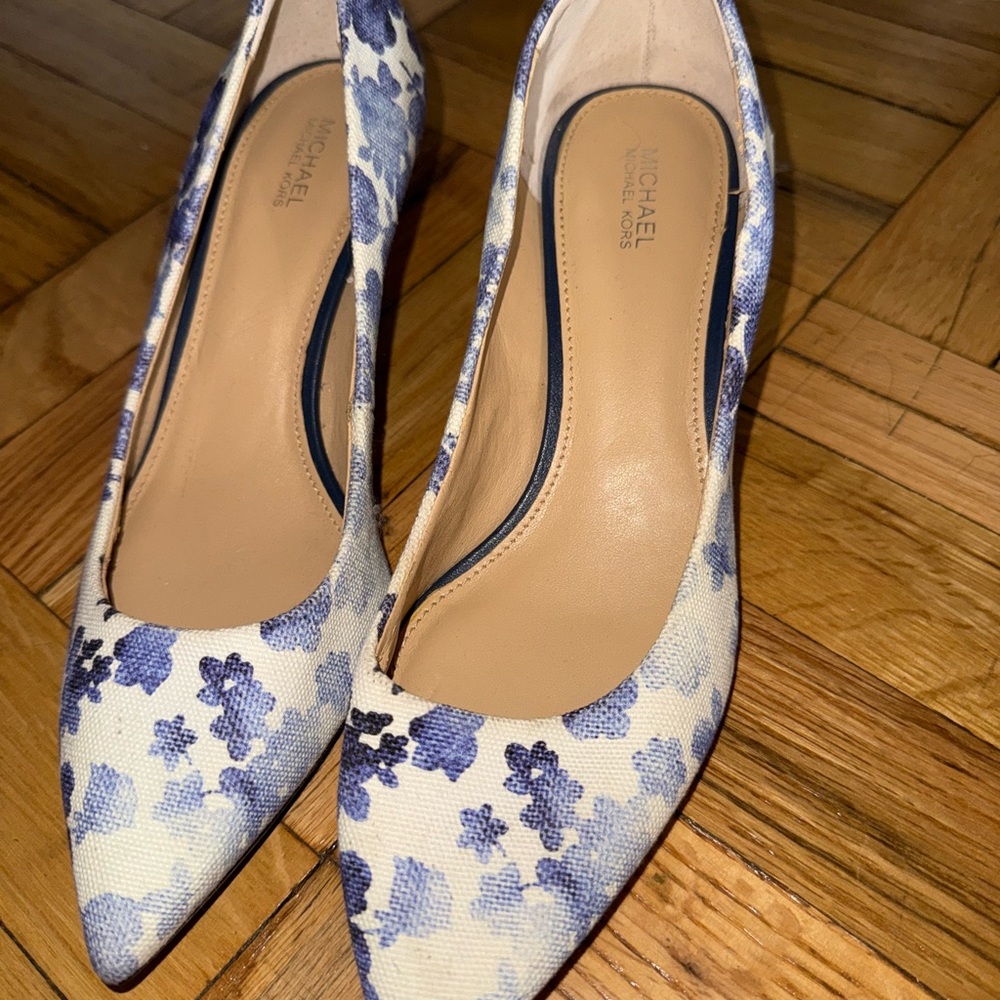 Michael Kors Blue and Cream Floral Heels
